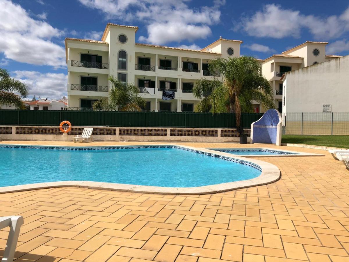 Albufeira Emblematica Apartment - Wifi & Pool ภายนอก รูปภาพ